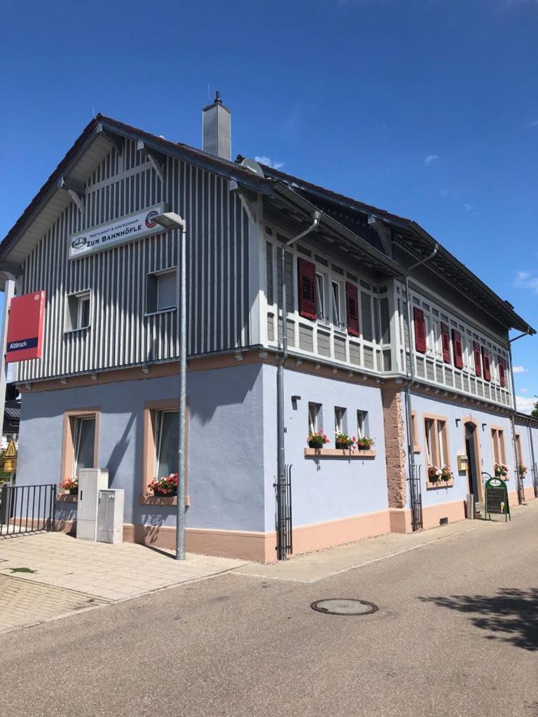 Zum Bahnhofle Restaurant & Hotel - Albbruck Am Rhein Exteriör bild